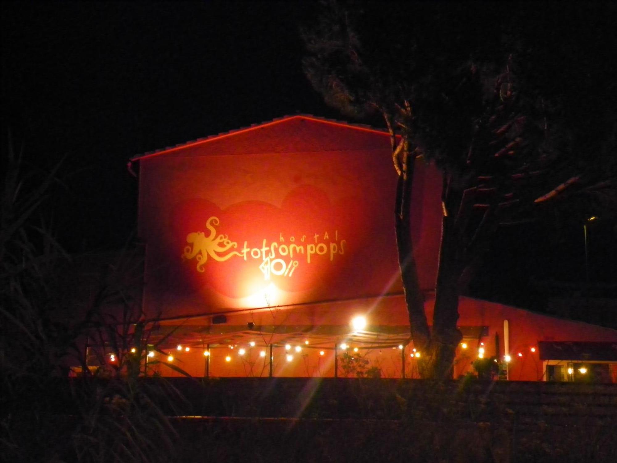 קולרה Hostal Totsompops מראה חיצוני תמונה